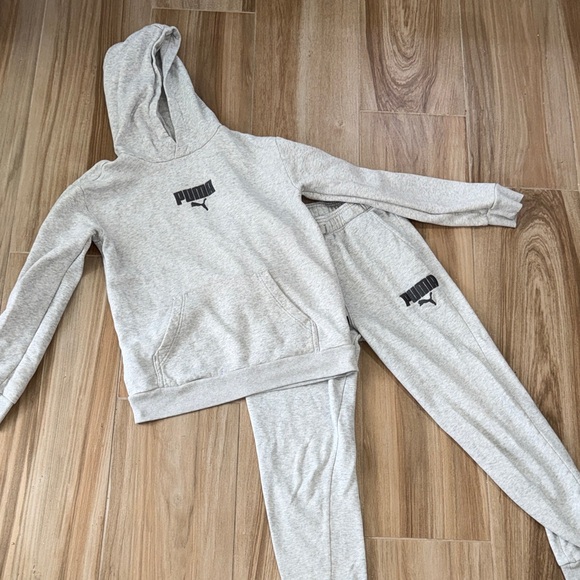 Puma Light Gray Tracksuit with Logo - Picture 1 of 7